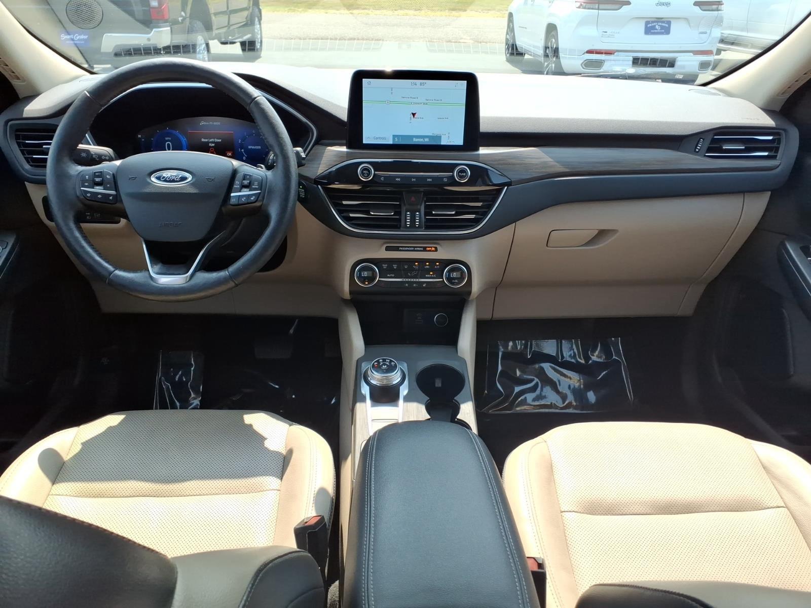 2020 Ford Escape Titanium:6503A