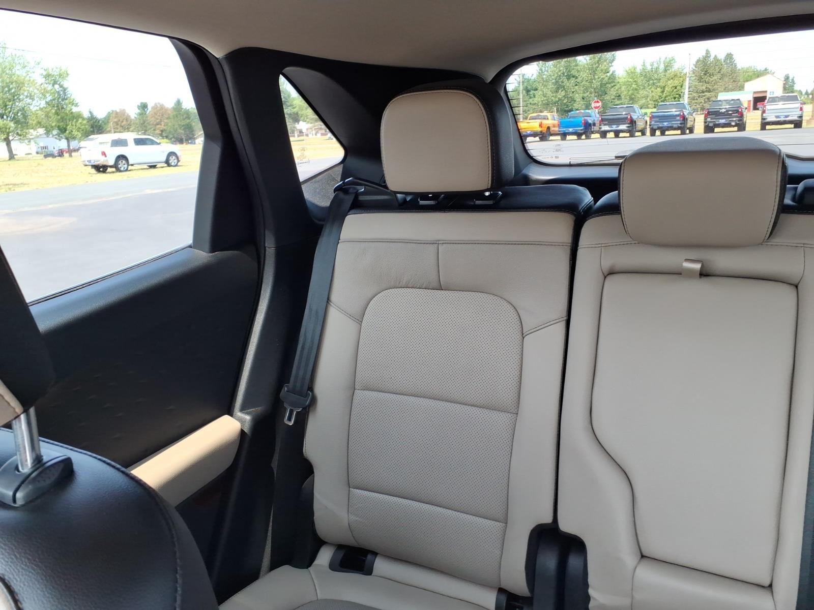 2020 Ford Escape Titanium:6503A