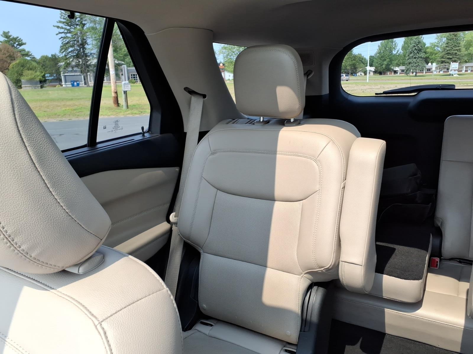 2023 Ford Explorer Limited:6508