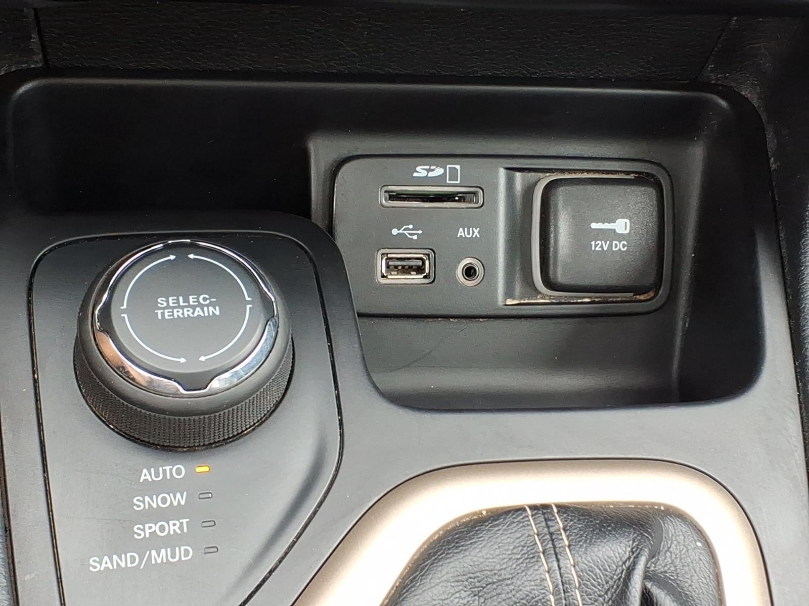 2015 Jeep Cherokee Limited:94482A