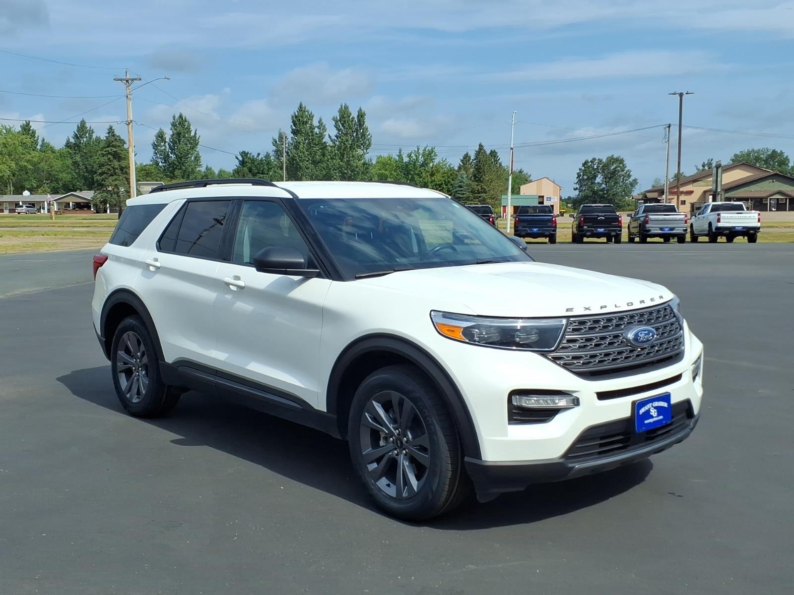 2023 Ford Explorer XLT:6506