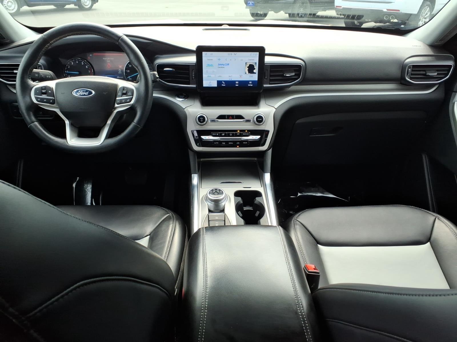 2023 Ford Explorer XLT:6506