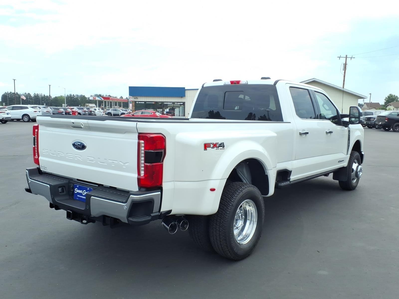 2026 Ford Super Duty F-350 DRW XLT:94559
