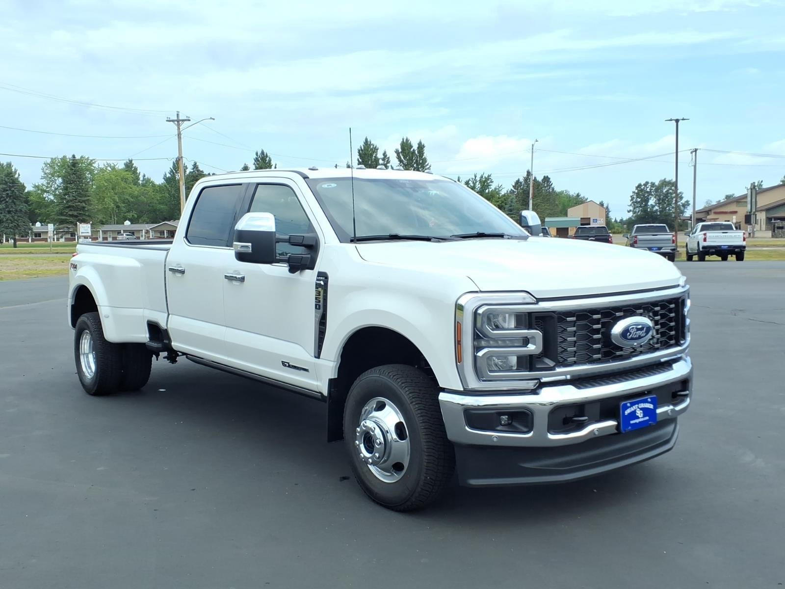 2026 Ford Super Duty F-350 DRW XLT:94559