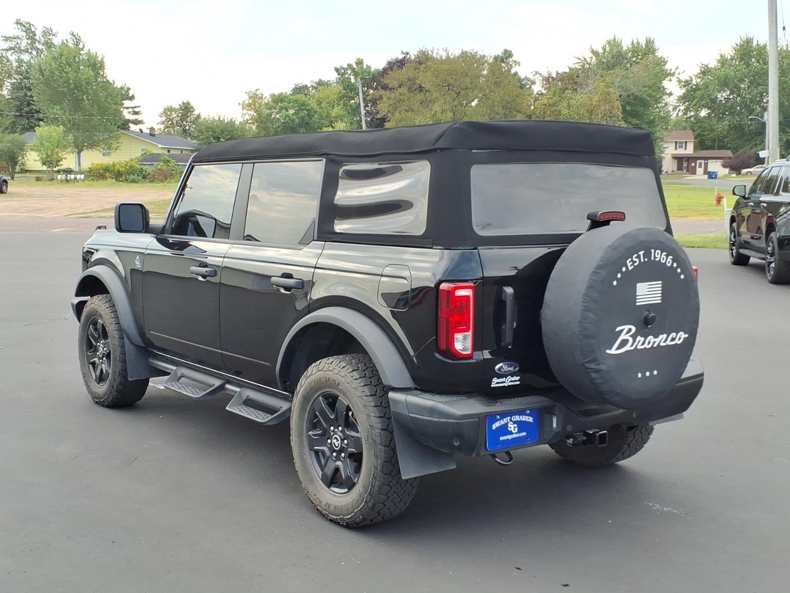 2023 Ford Bronco Black Diamond:94551A