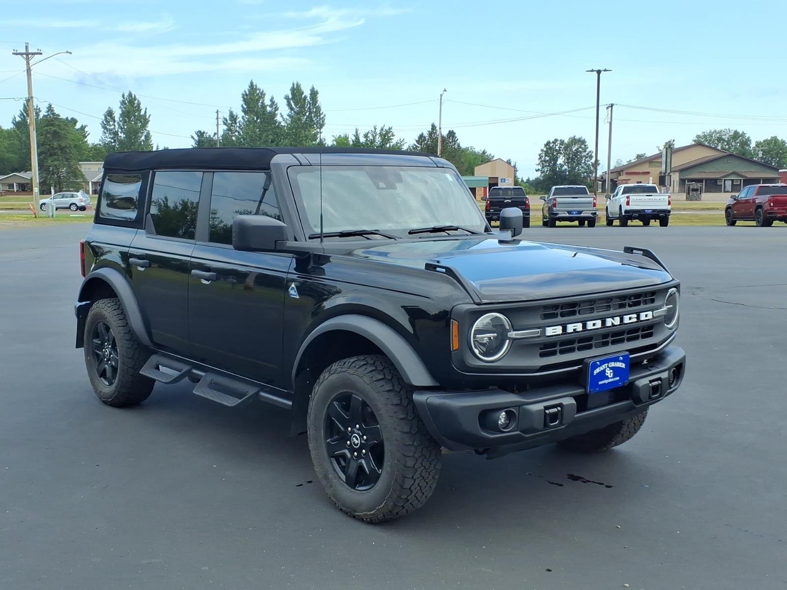 2023 Ford Bronco Black Diamond:94551A