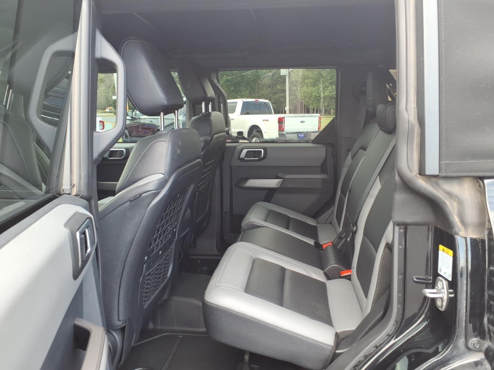 2023 Ford Bronco Black Diamond:94551A