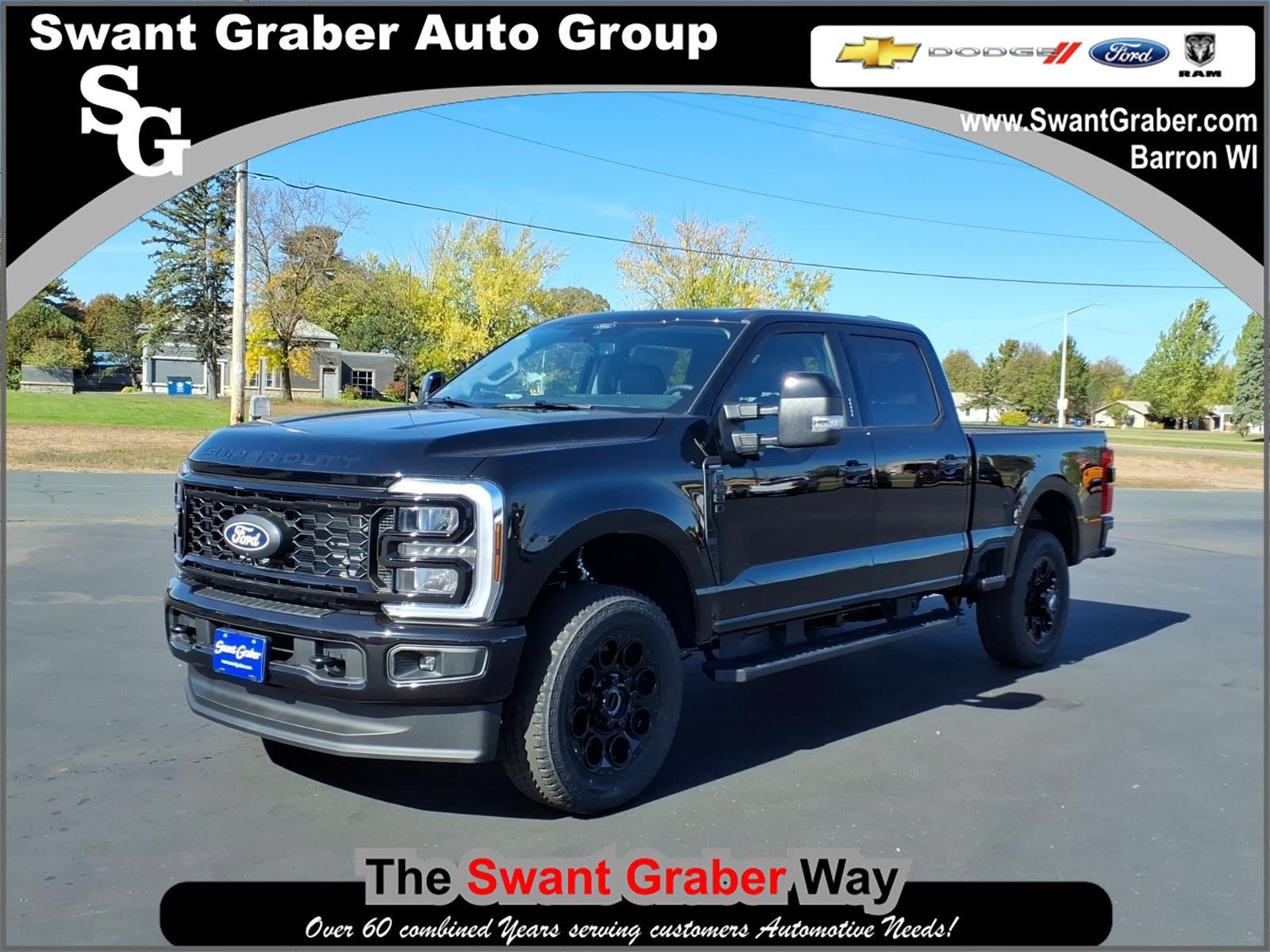Agate Black Metallic 2027 Ford F-250 Super Duty Pickup Truck Four-Wheel Drive Automatic