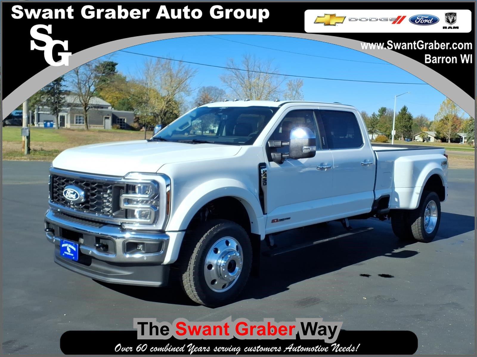 Star White Metallic Tri-Coat 2027 Ford F-450 Super Duty Pickup Truck Four-Wheel Drive Automatic