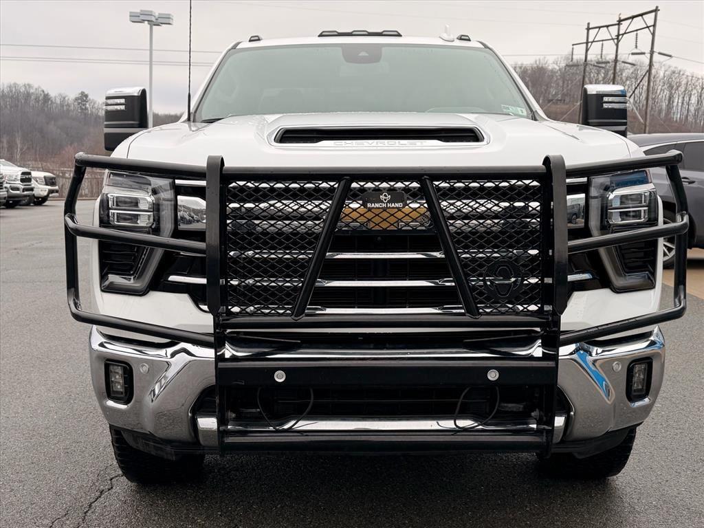 Used 2024 Summit White Chevrolet LTZ image 8
