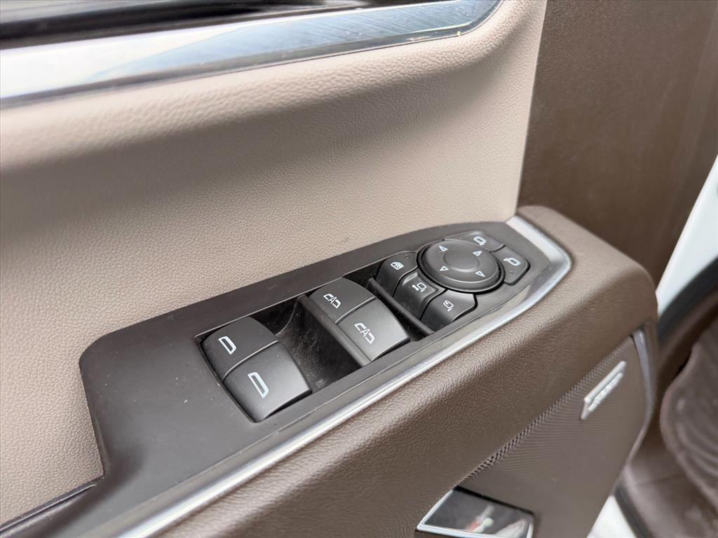 Used 2024 Summit White Chevrolet LTZ image 13