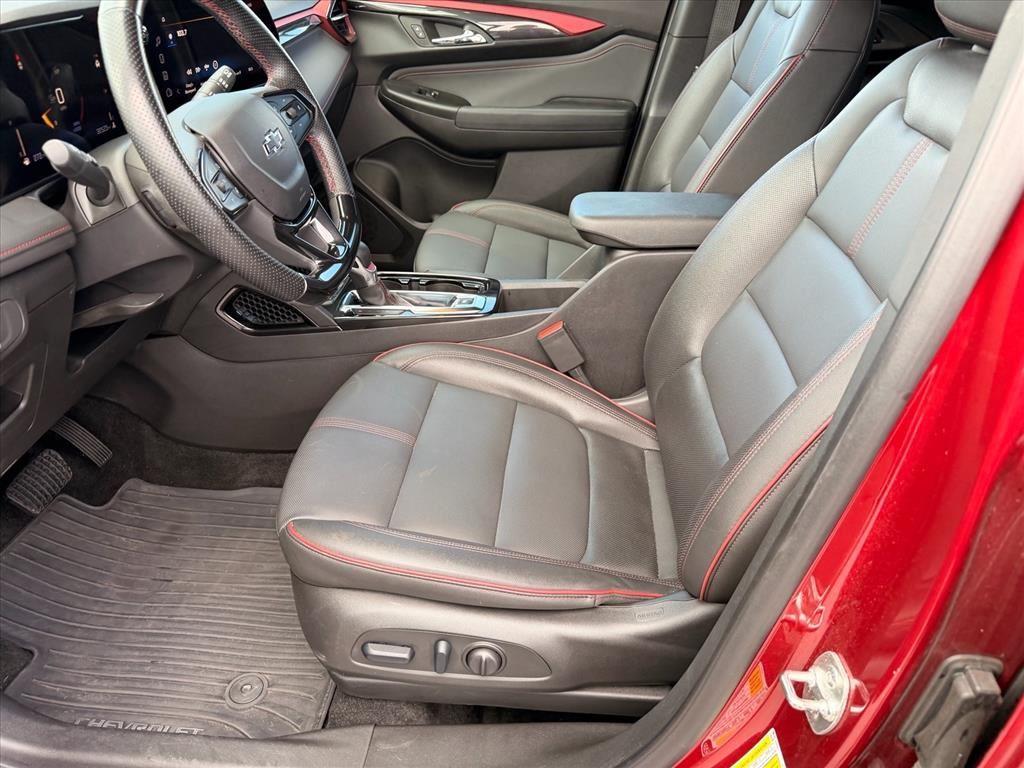 Used 2025 Crimson Metallic Chevrolet RS image 9