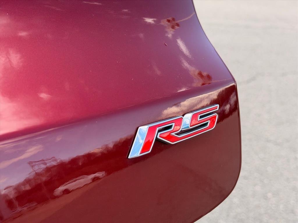 Used 2025 Crimson Metallic Chevrolet RS image 22