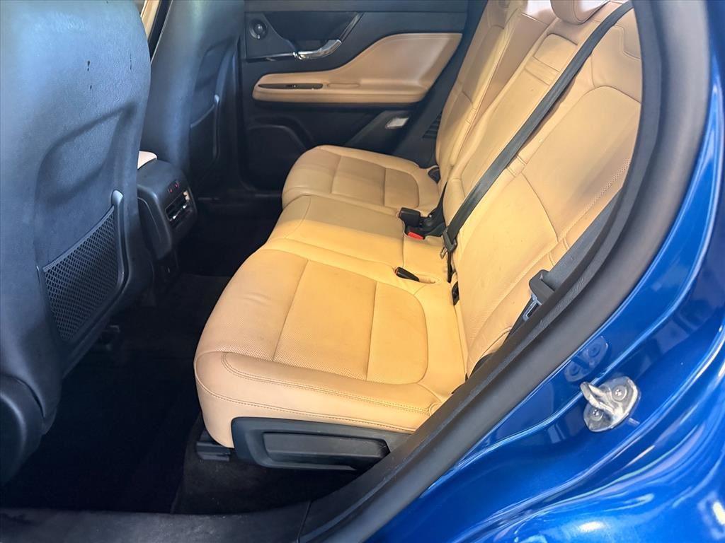 Used 2020 Artisan Blue Lincoln Reserve image 10