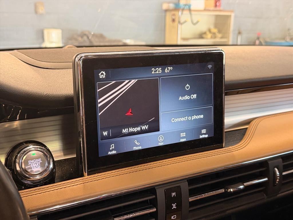 Used 2020 Artisan Blue Lincoln Reserve image 20
