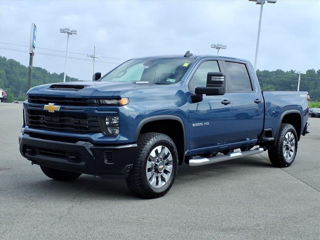 Lakeshore Blue Metallic 2026 Chevrolet Silverado 2500HD Pickup Truck Four-Wheel Drive Automatic