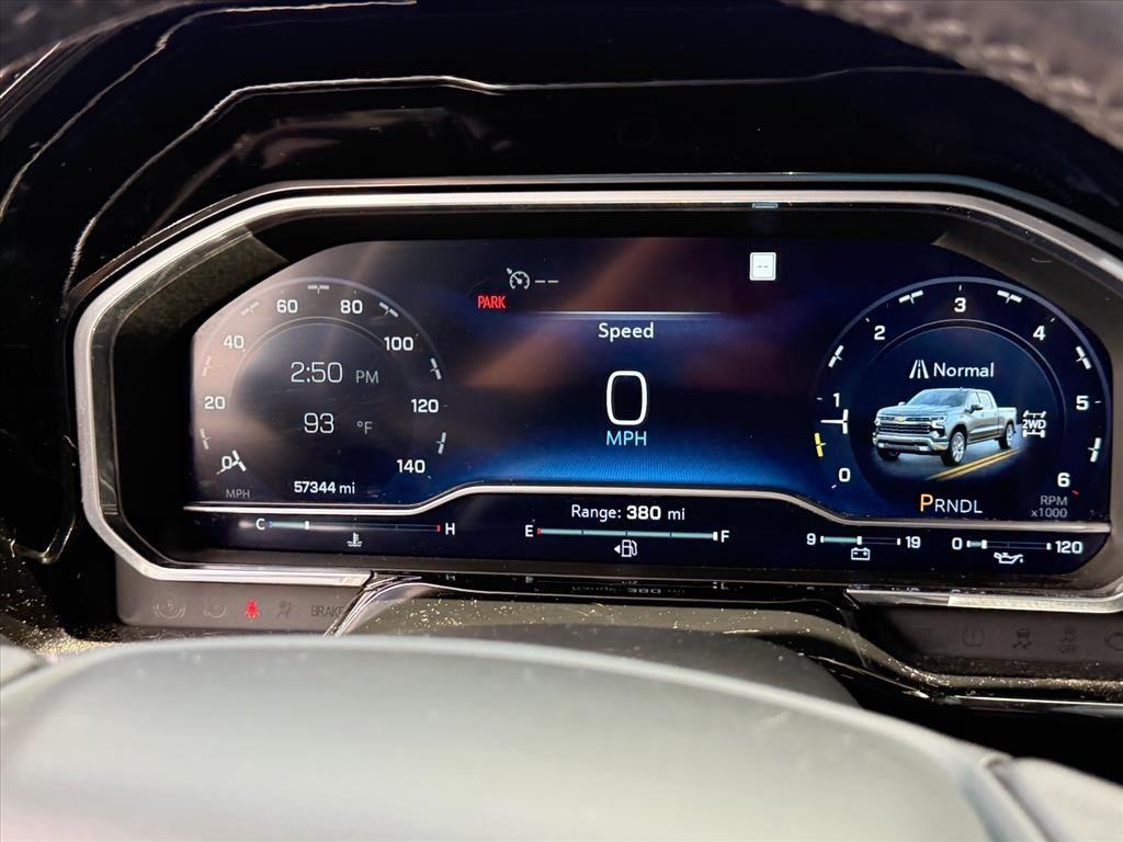 Used 2022 Black Chevrolet LT image 18