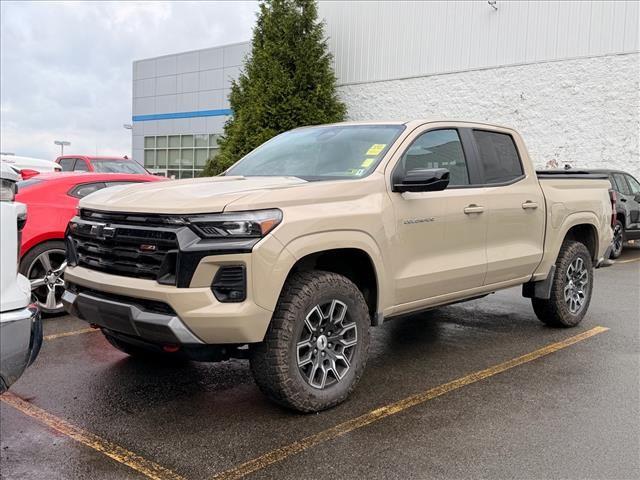 Sand Dune Metallic 2024 Chevrolet Colorado Pickup Truck Four-Wheel Drive 8-Speed Automatic