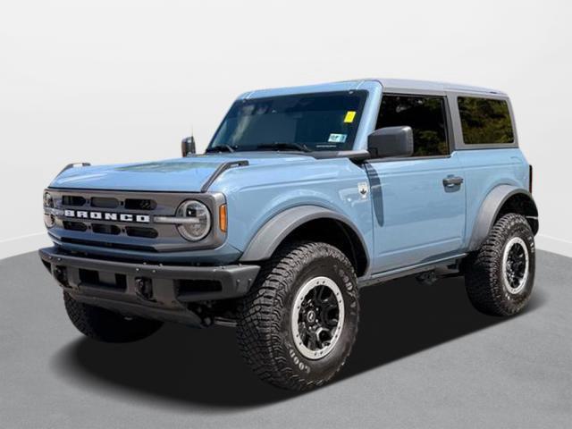 Blue (Azure Gray Metallic Tri-Coat) 2024 Ford Bronco SUV / Crossover Four-Wheel Drive Automatic