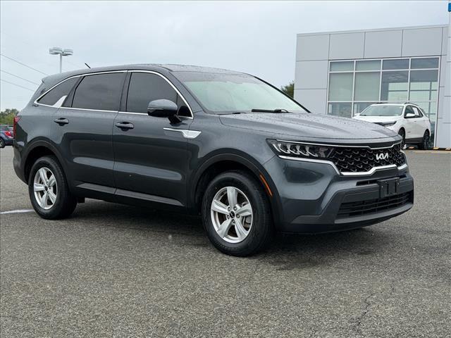Used 2022 Gravity Gray Kia LX image 7