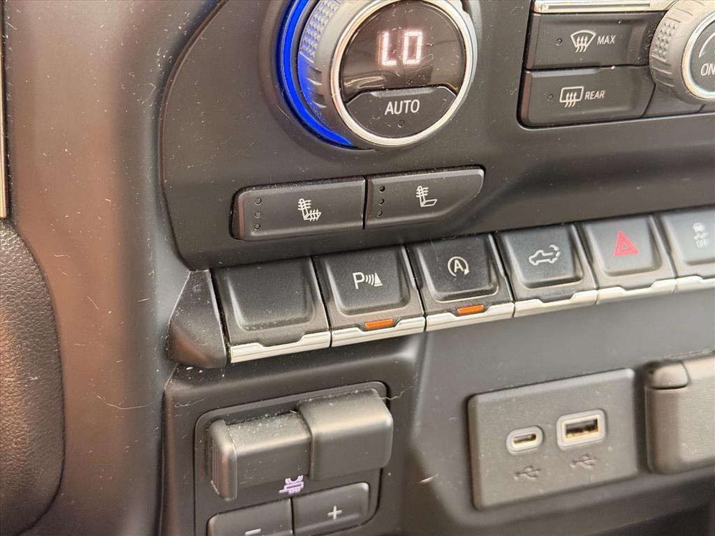 Used 2021 Black Chevrolet LT Trail Boss image 18