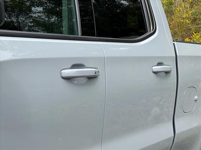Used 2024  GMC ELEVATION image 14