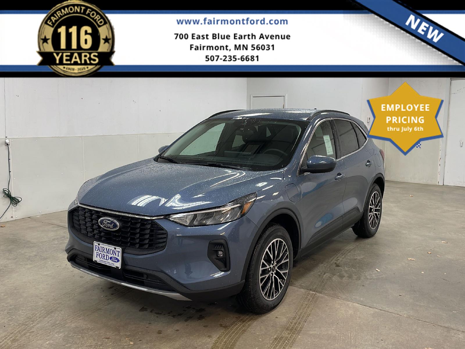 Vapor Blue Metallic 2026 Ford Escape Hybrid Plug-in FWD SUV / Crossover Front-Wheel Drive Continuously Variable Transmission