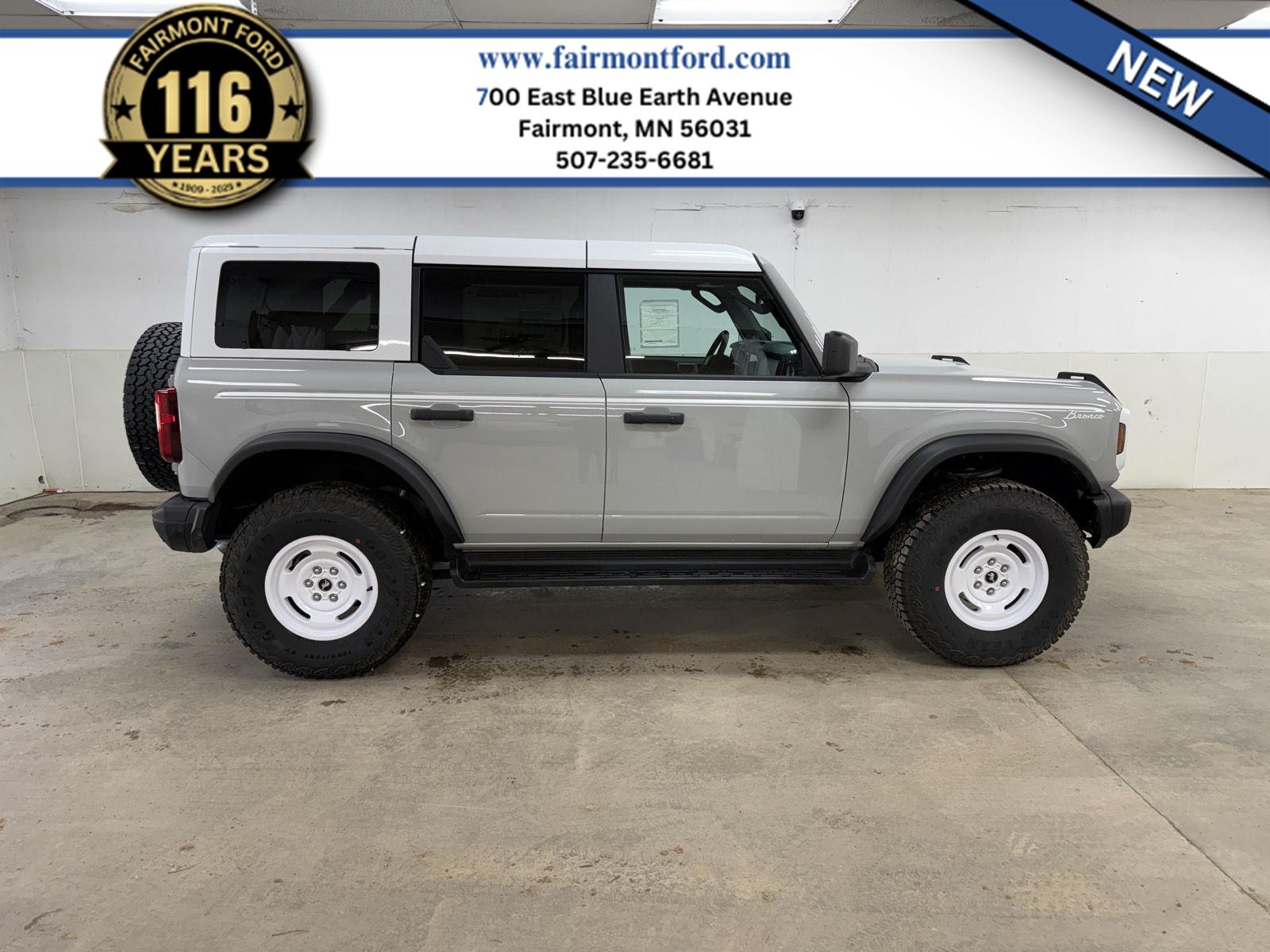 Avalanche Gray 2026 Ford Bronco SUV / Crossover Four-Wheel Drive 7-Speed Manual