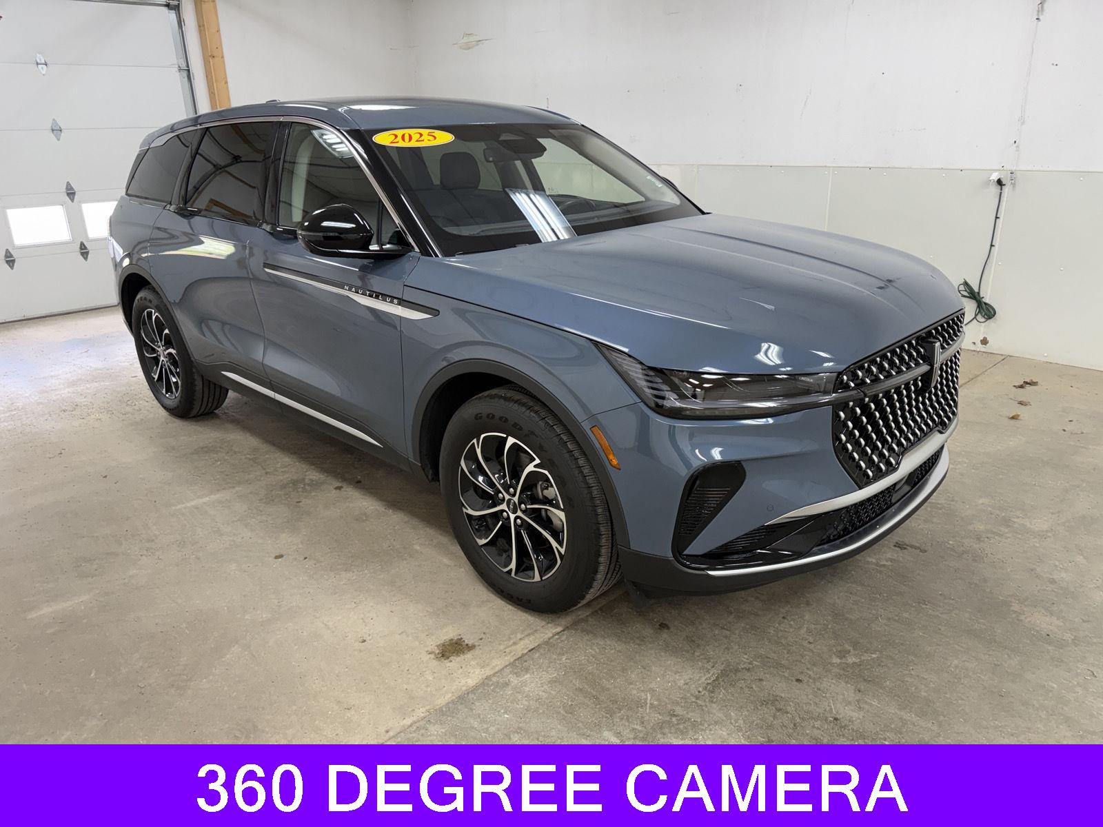 View vehicle photo 2
