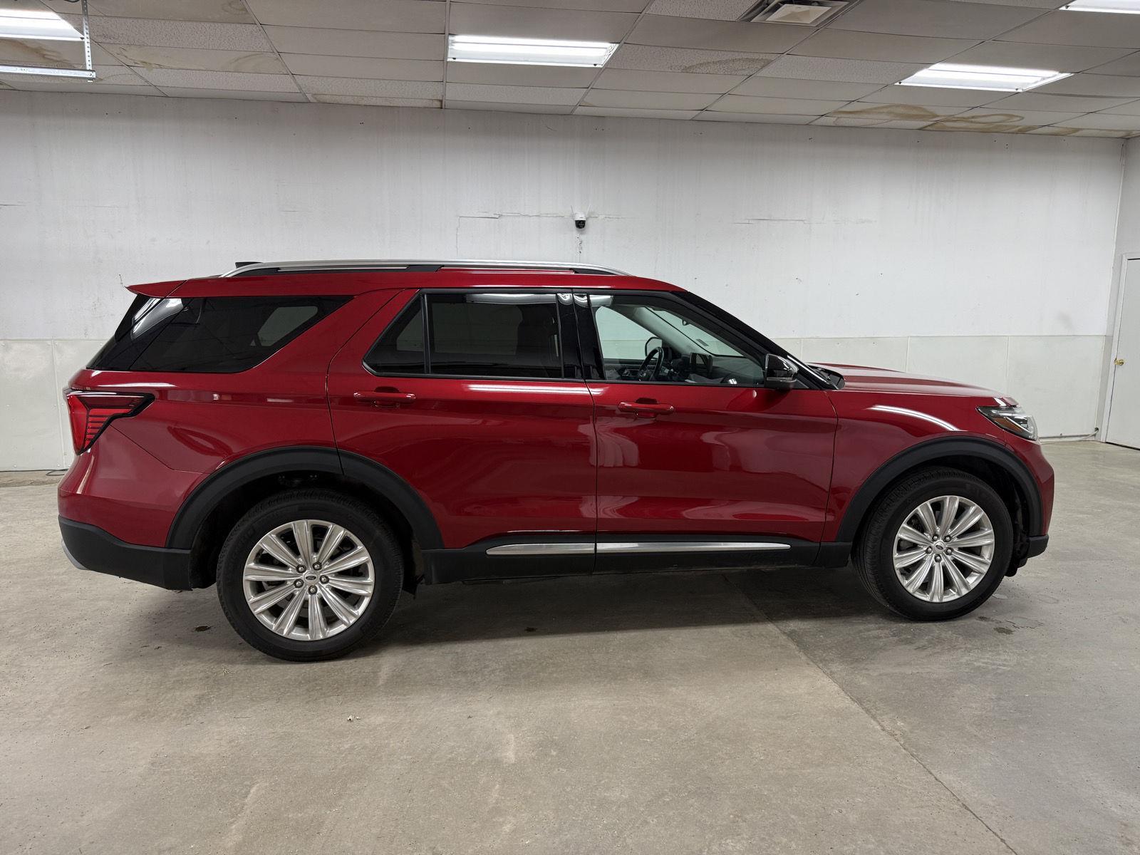 2025 Ford Explorer Platinum AWD