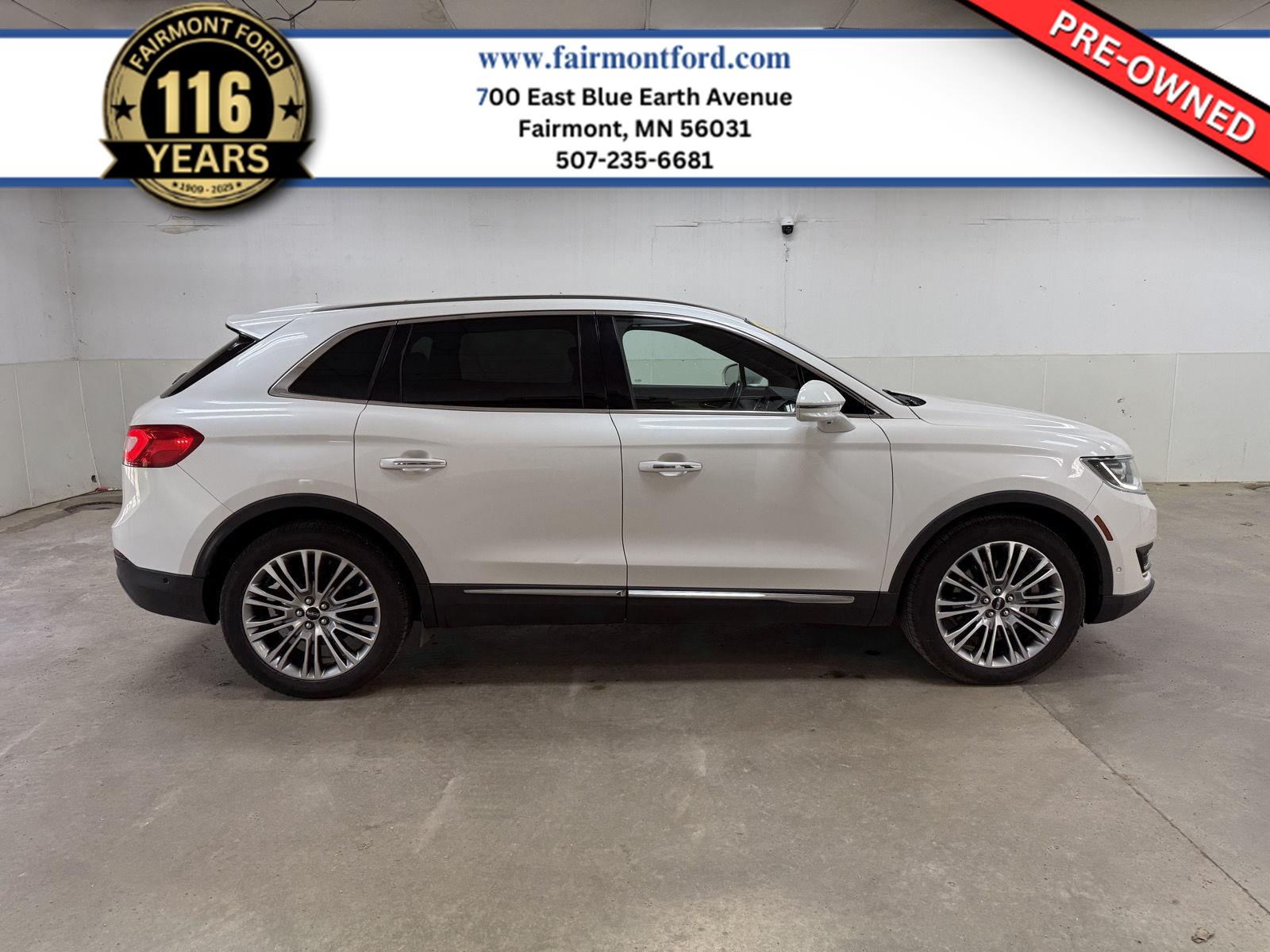 White Platinum Metallic Tri-Coat 2016 Lincoln MKX Reserve AWD SUV / Crossover All-Wheel Drive 6-Speed Automatic