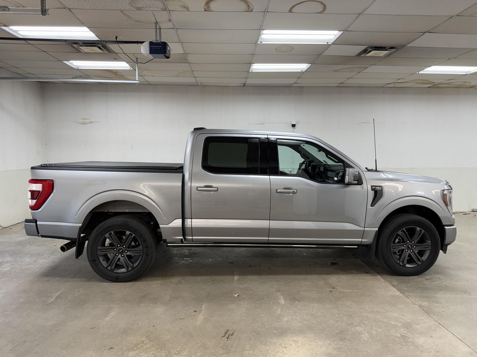 2023 Ford F-150 Lariat SuperCrew 4WD