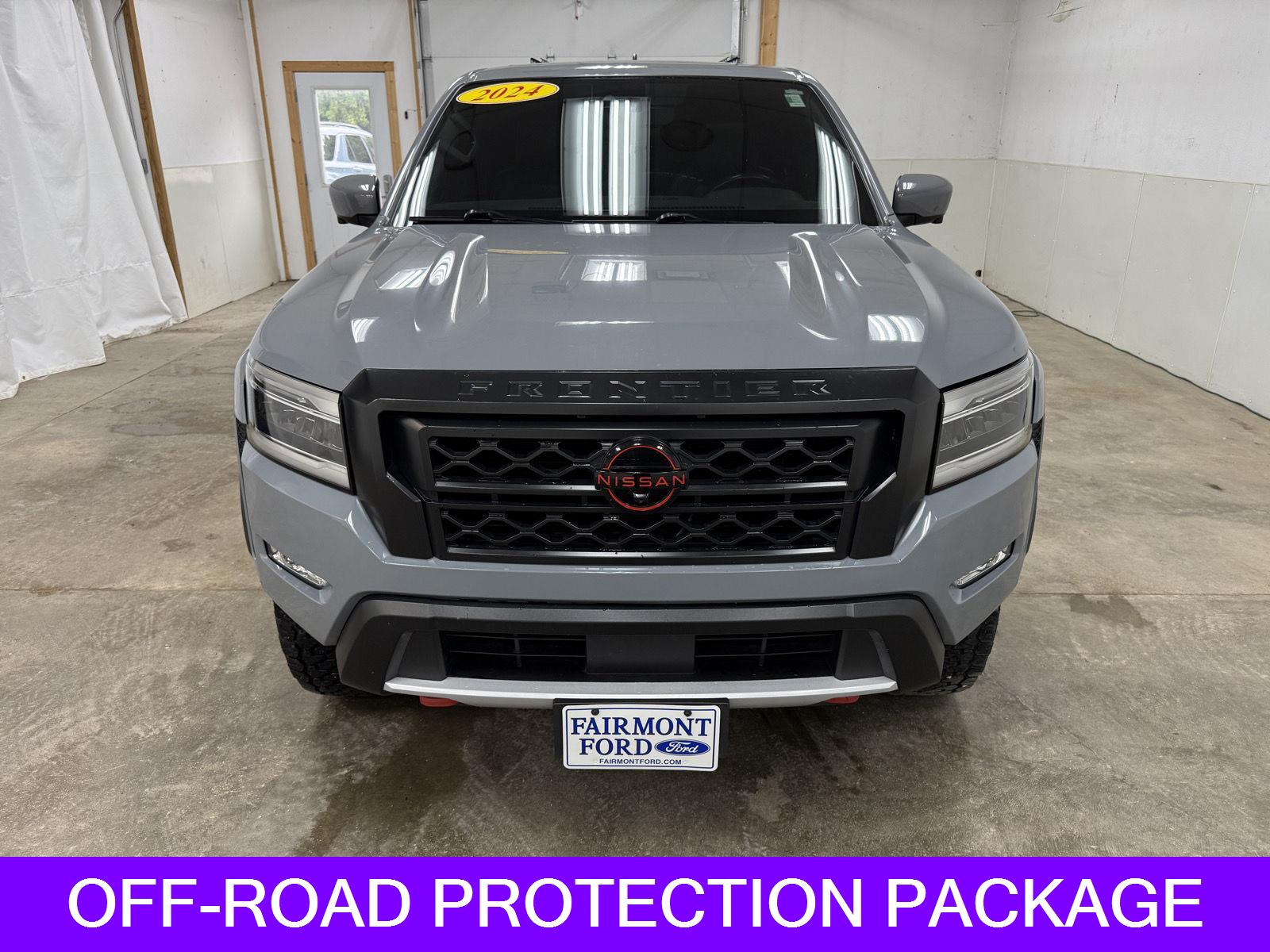 View vehicle photo 3