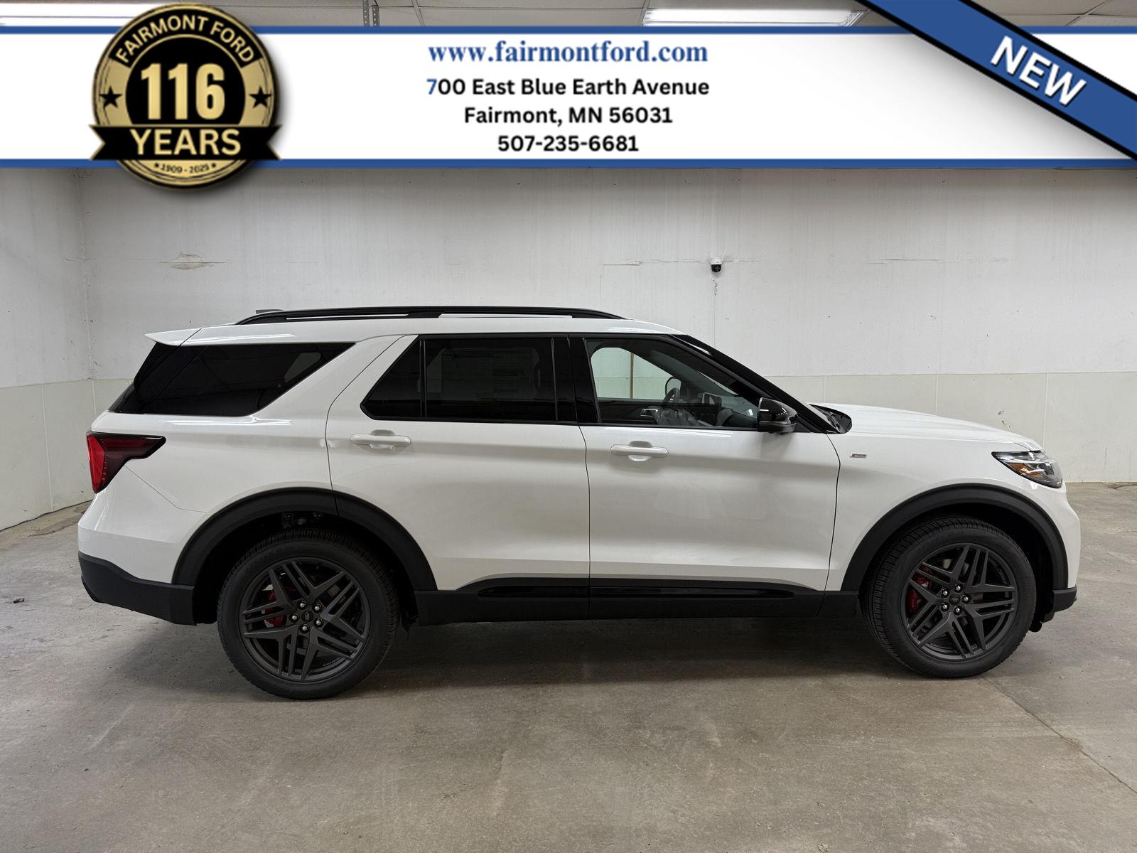 Star White Metallic Tri-Coat 2026 Ford Explorer SUV / Crossover All-Wheel Drive Automatic