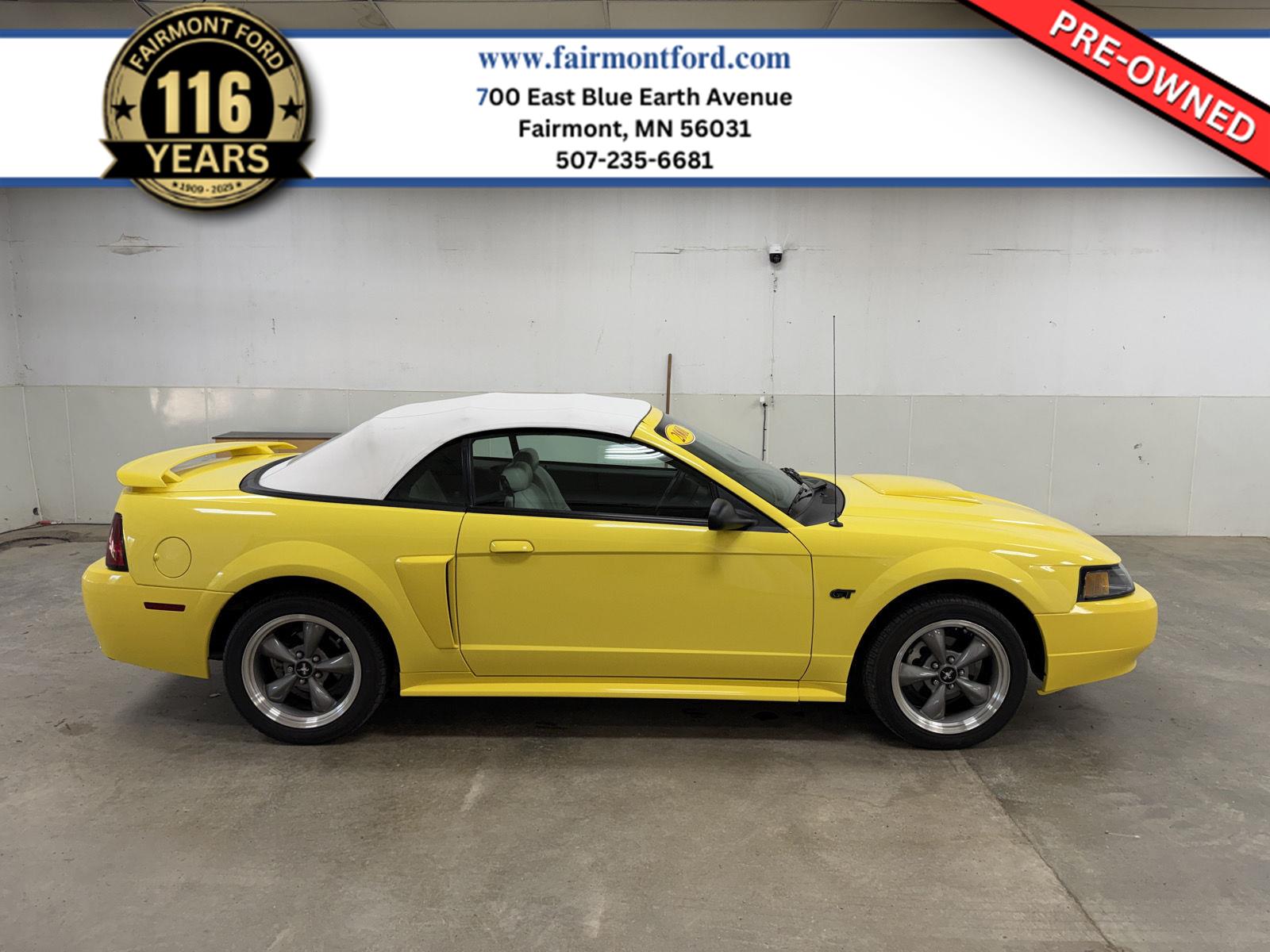 2001 Ford Mustang  Descapotable Tracción trasera 5 velocidades Manual marcha alta