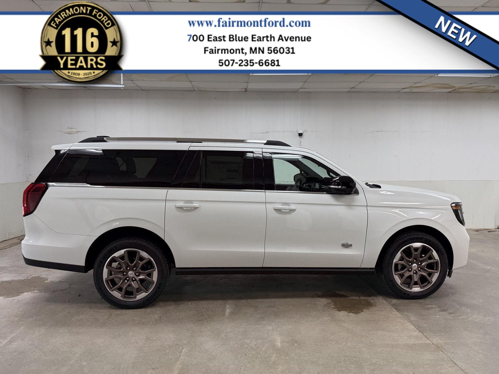 Star White Metallic Tri-Coat 2027 Ford Expedition SUV / Crossover Four-Wheel Drive Automatic
