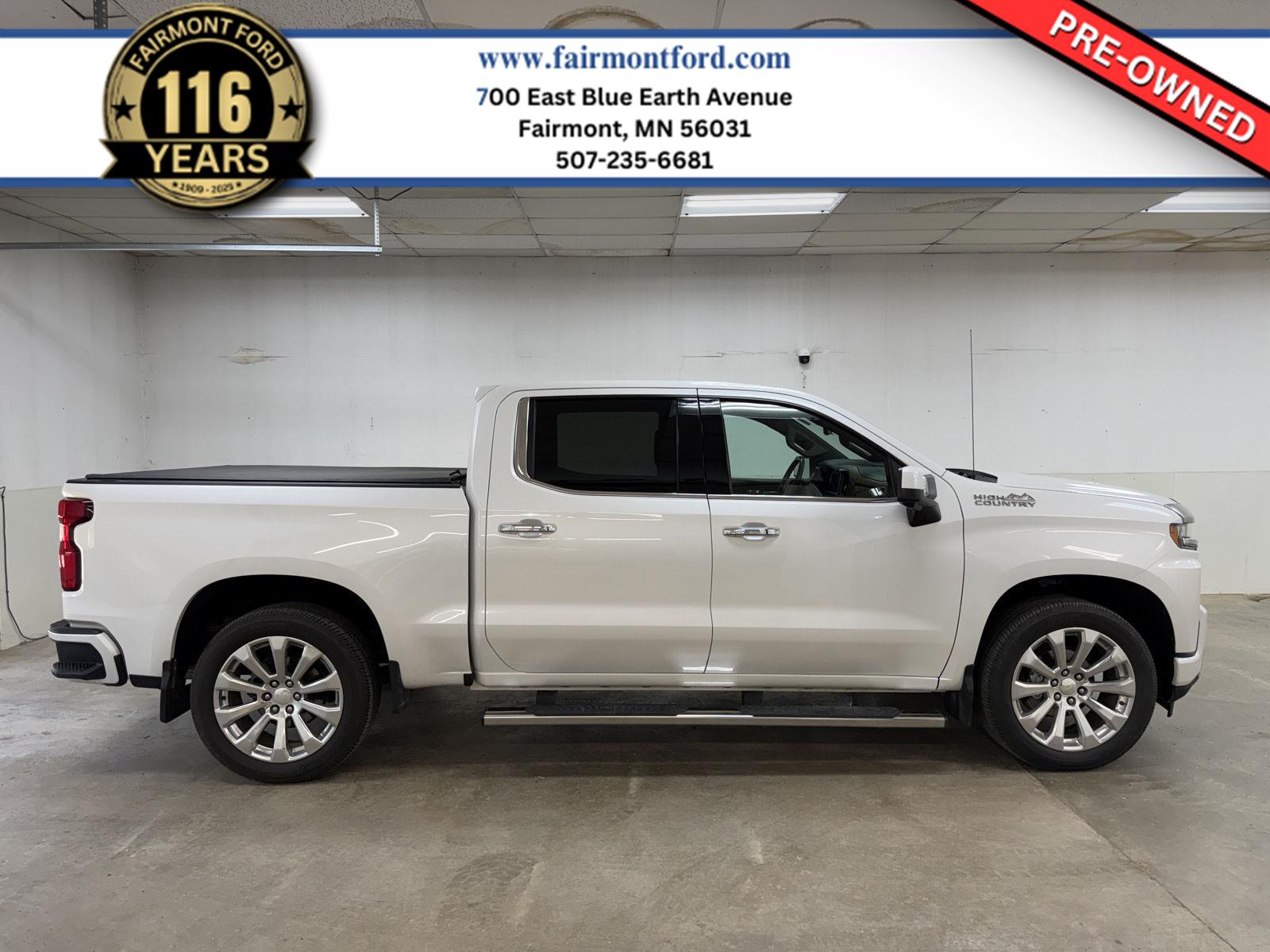 White (Iridescent Pearl Tricoat) 2021 Chevrolet Silverado 1500 Pickup Truck Four-Wheel Drive Automatic