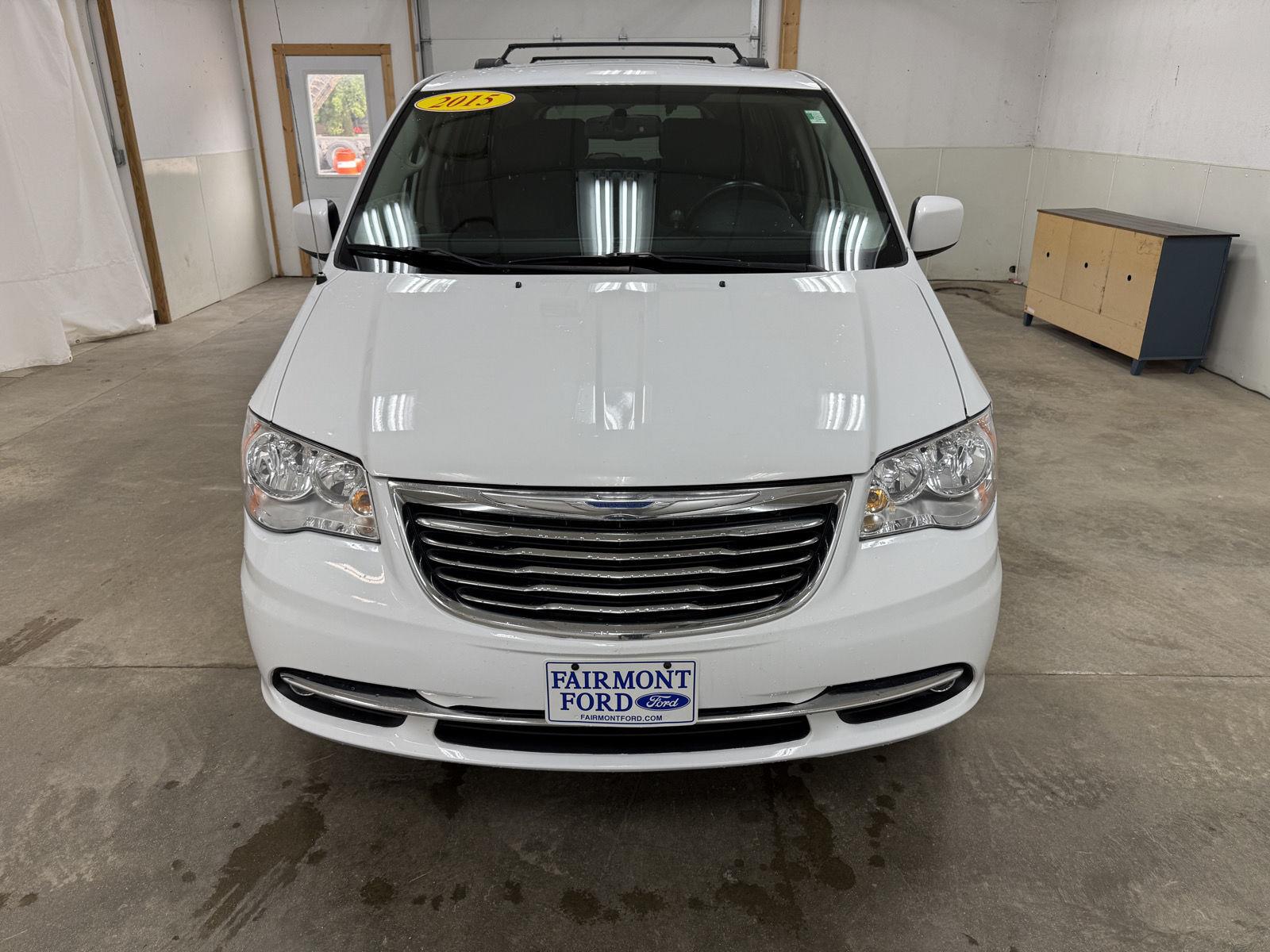 View vehicle photo 3