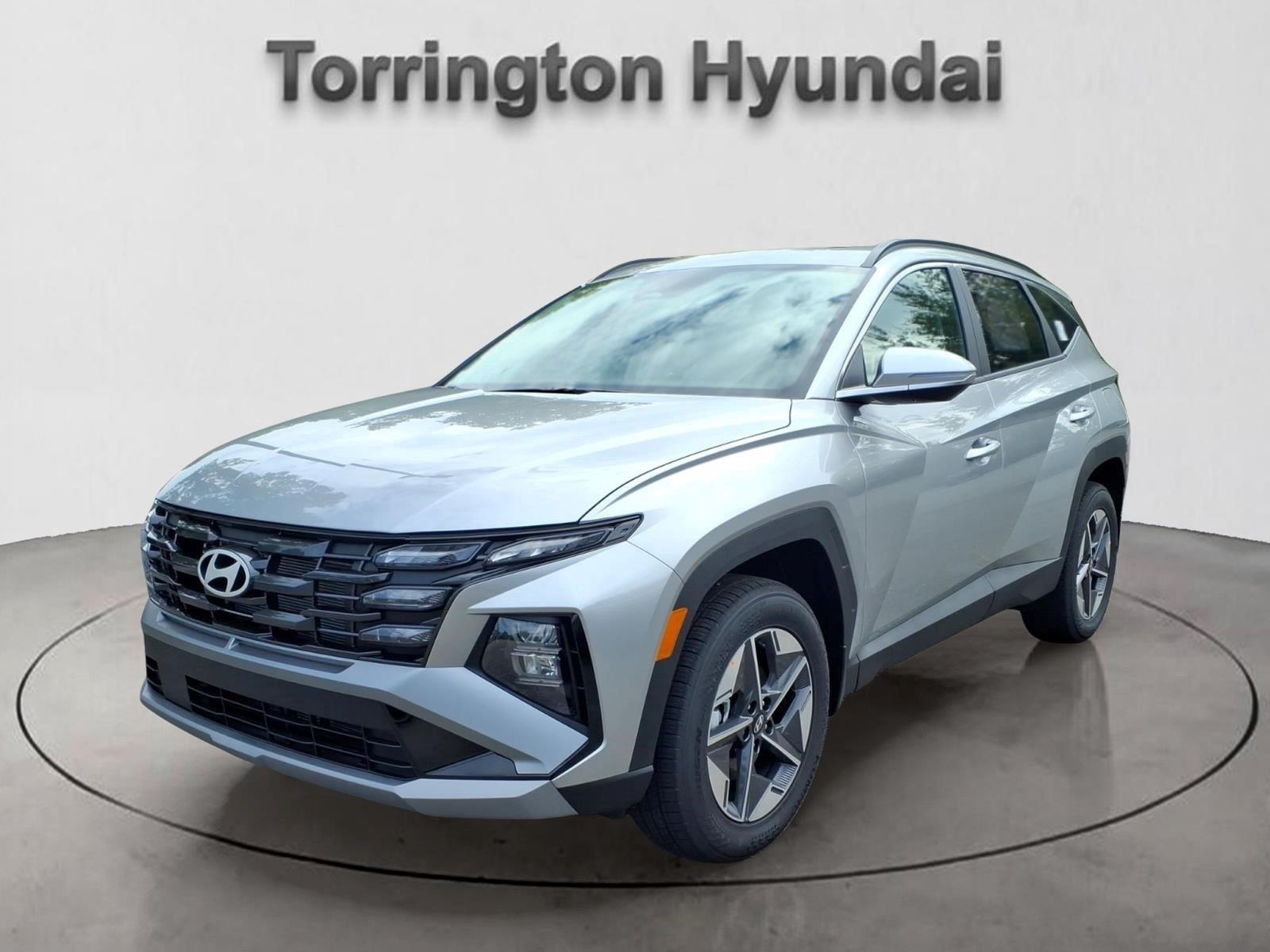 Shimmering Silver 2026 Hyundai Tucson SUV / Crossover All-Wheel Drive Automatic