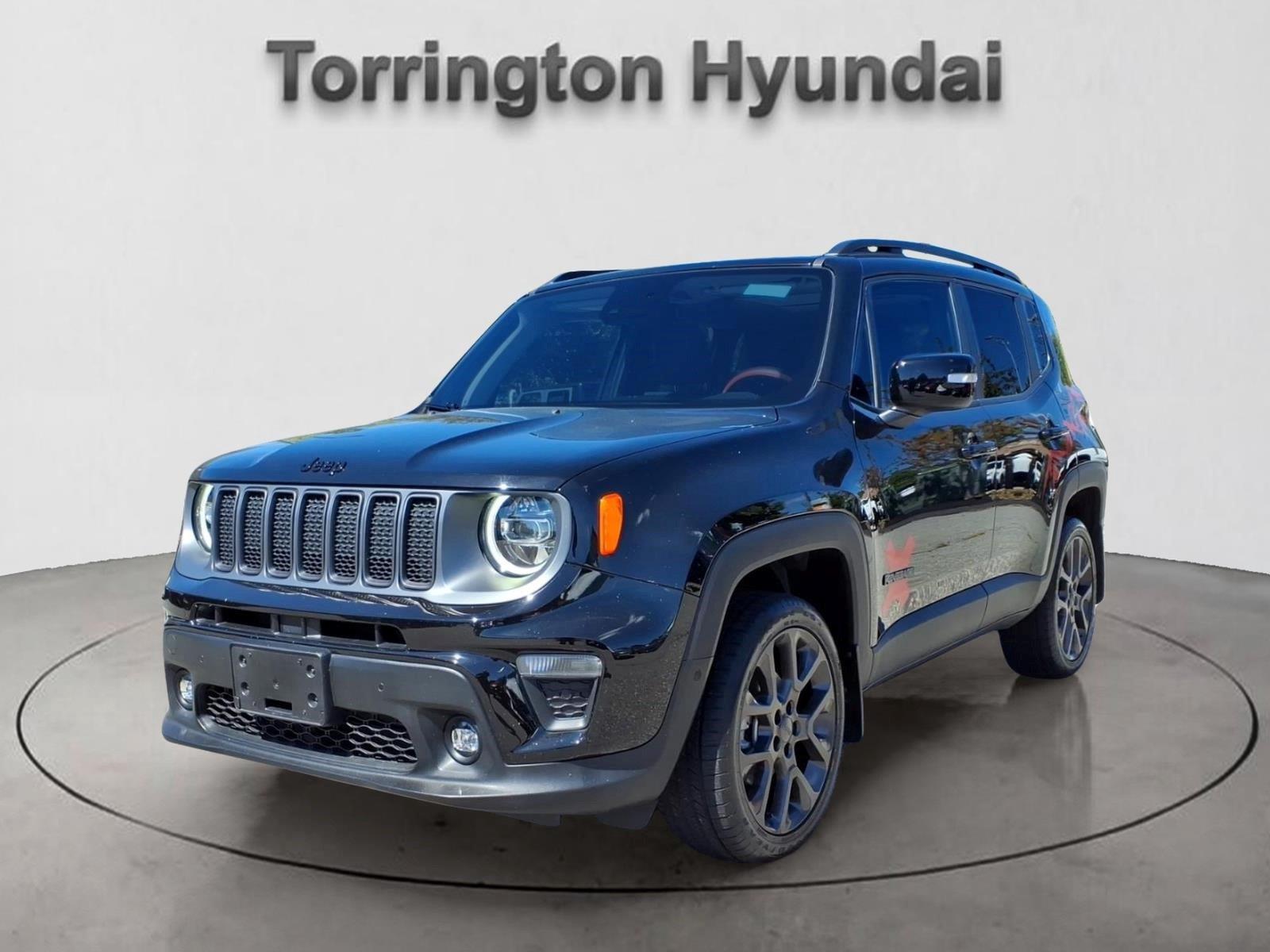 Black Clearcoat 2023 Jeep Renegade SUV / Crossover Four-Wheel Drive 9-Speed Automatic