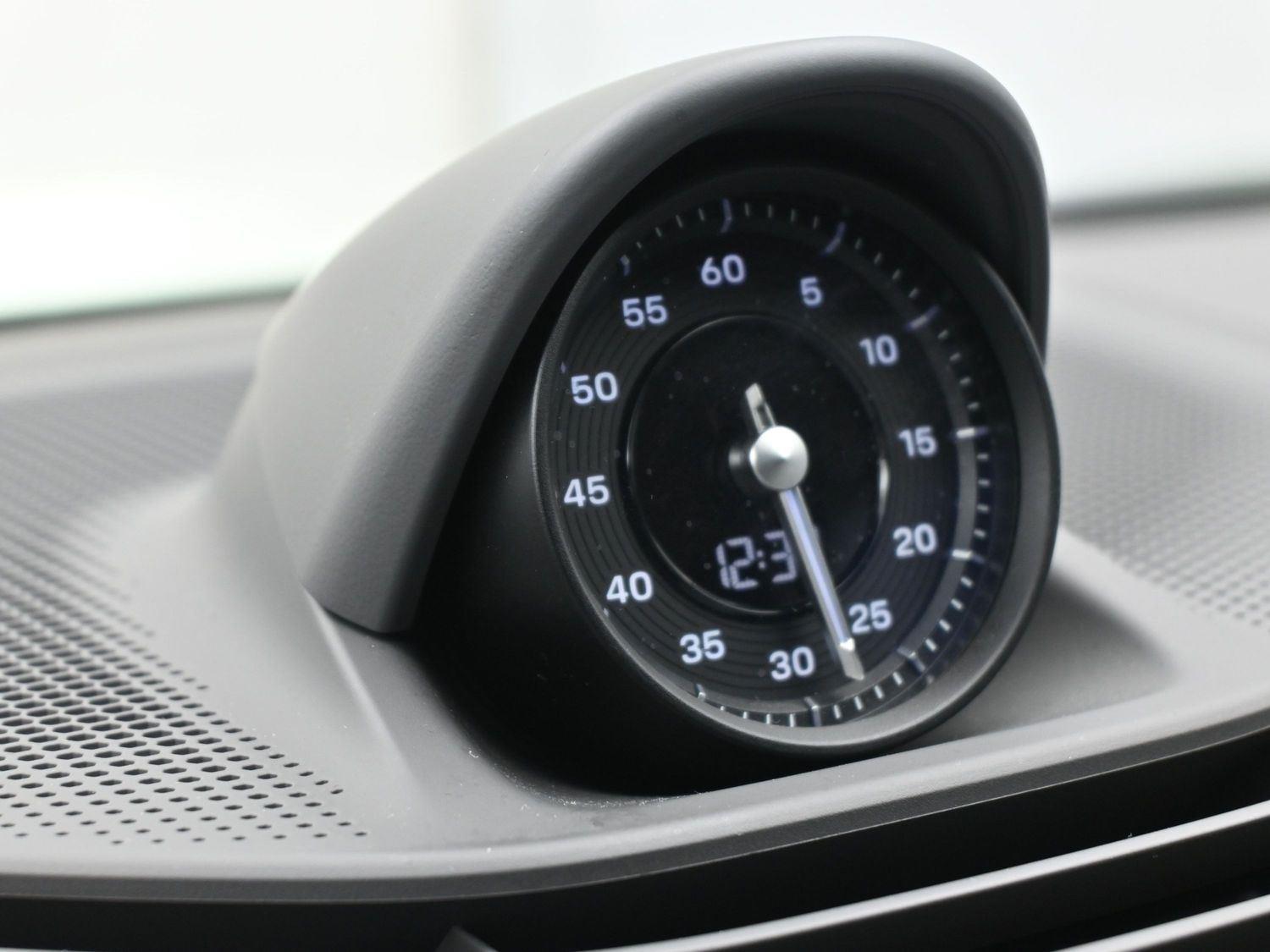 Porsche Taycan 4S - Image 5