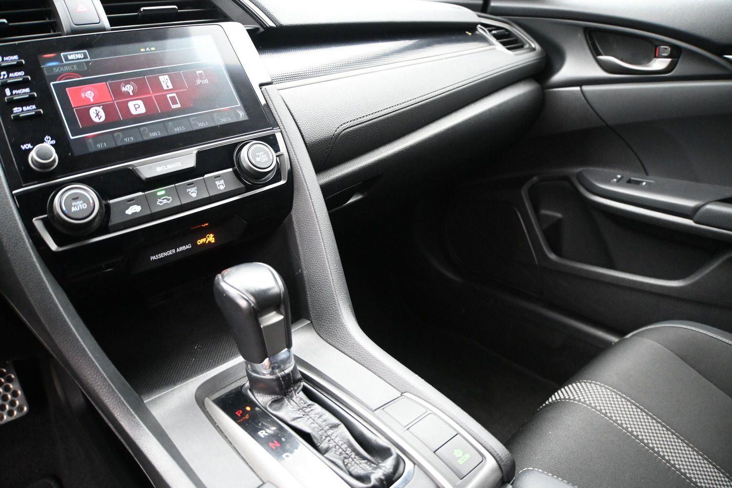 Honda Civic Hatchback Sport - Image 4