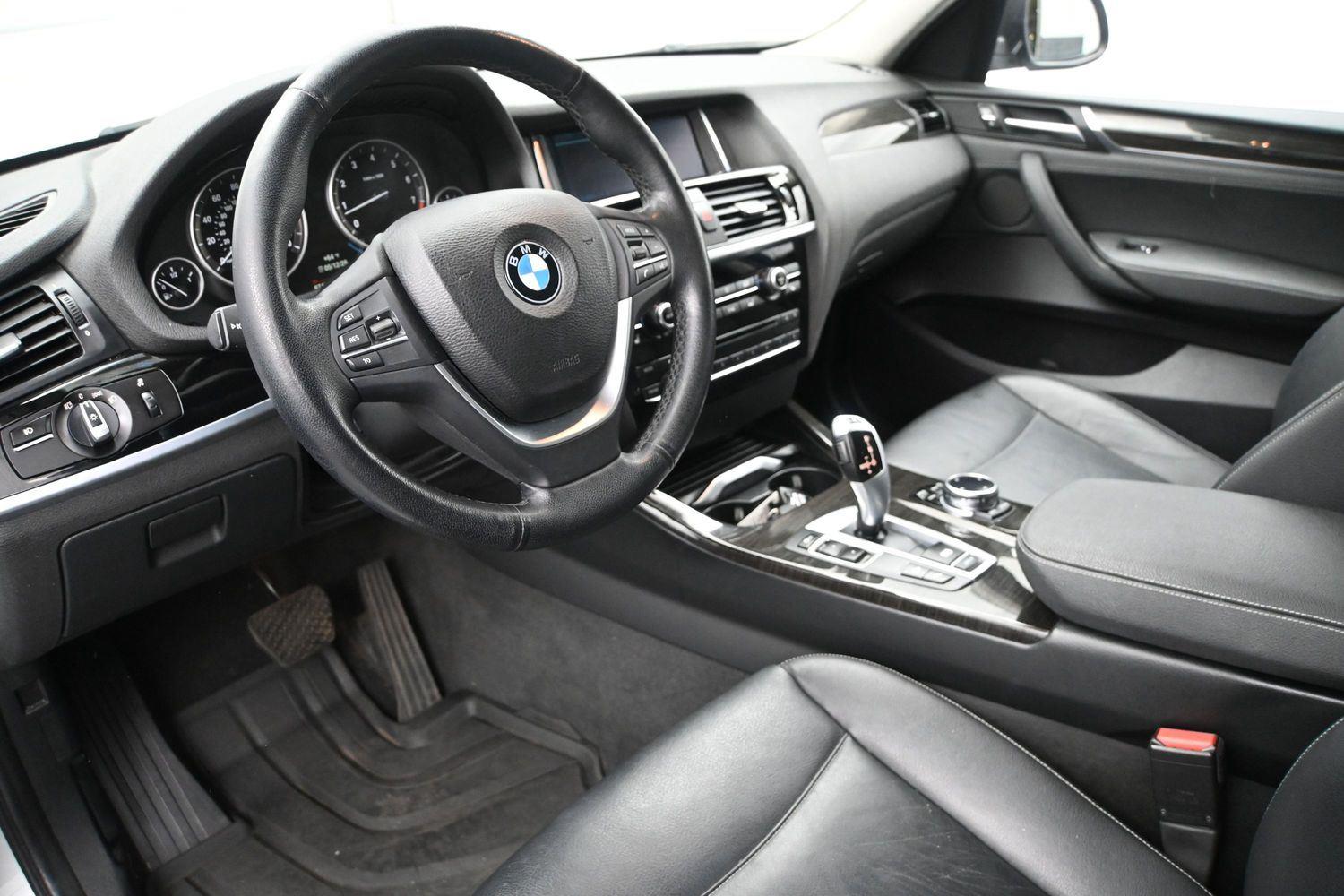 BMW X3 xDrive28i - Image 2