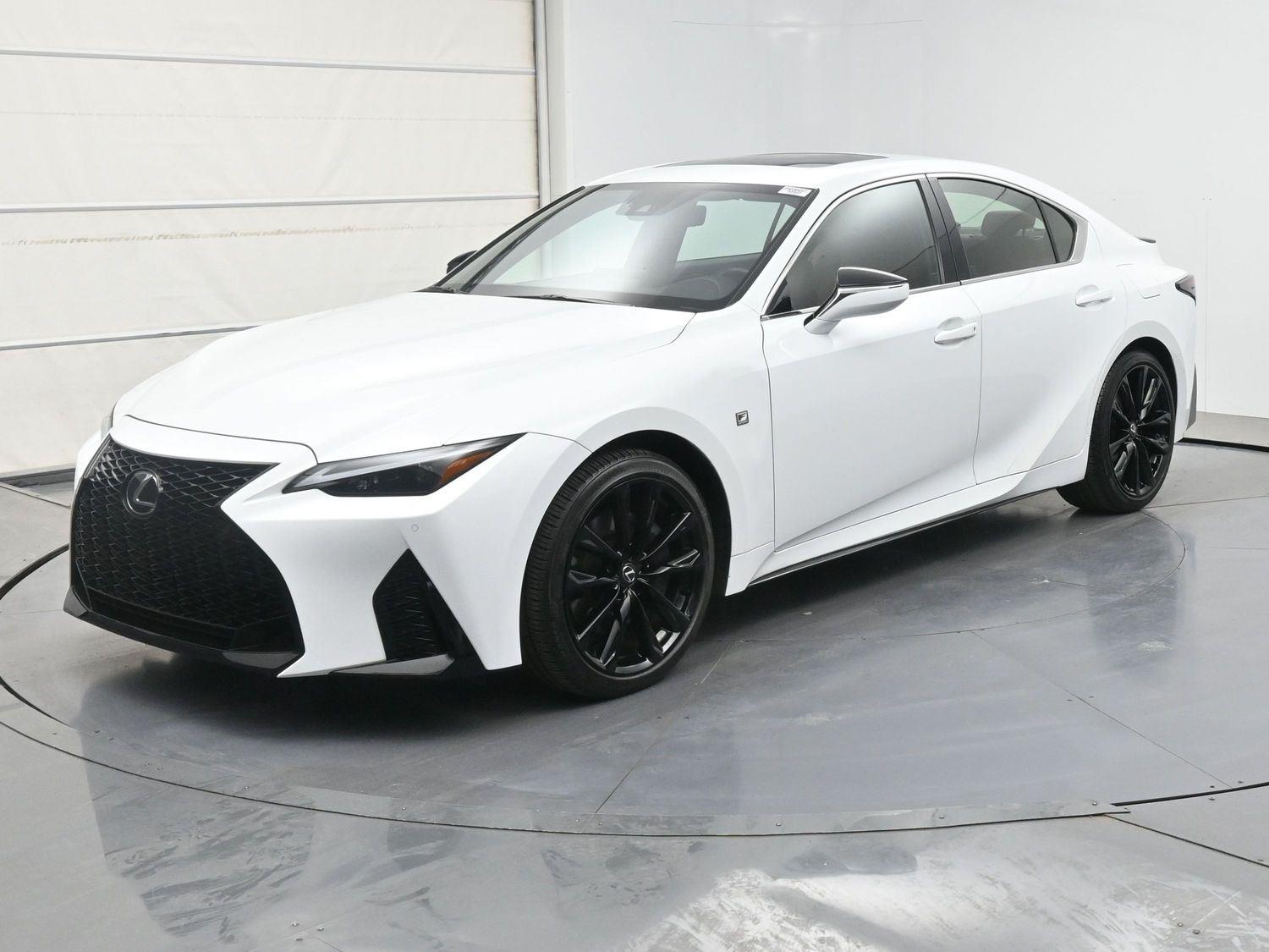 2023 Lexus IS