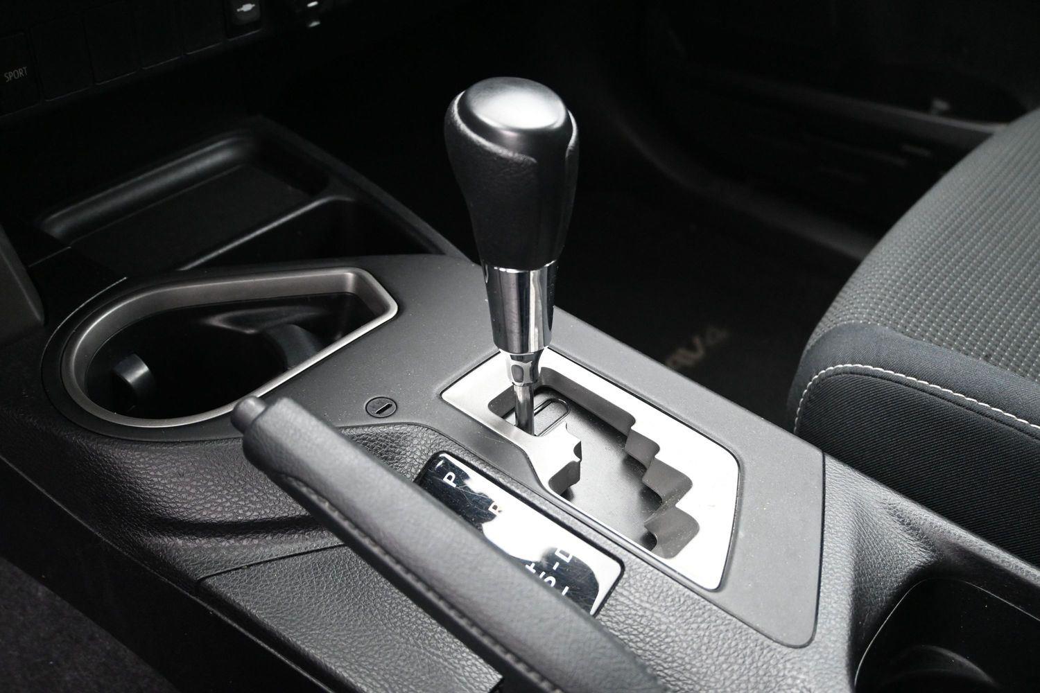 Toyota RAV4 XLE - Image 5