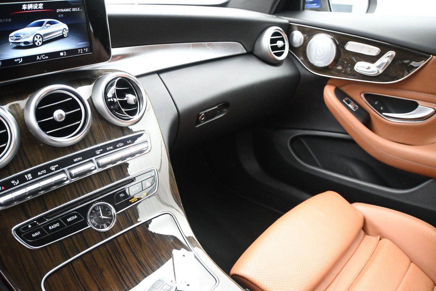 Mercedes-Benz C-Class C 300 - Image 4