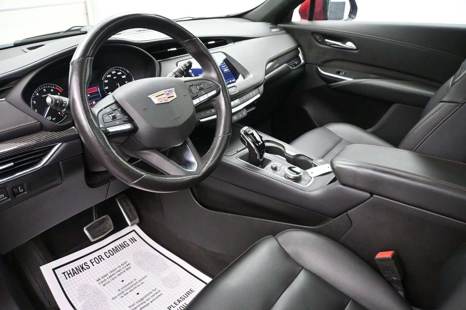 Cadillac XT4 AWD Sport - Image 2