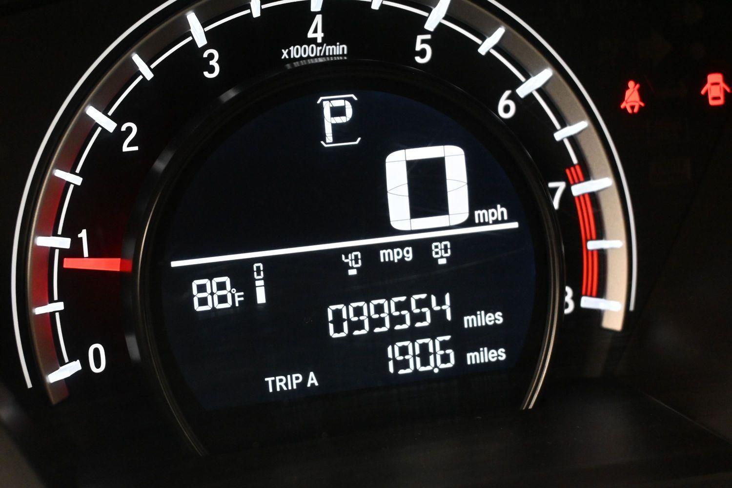 Honda CR-V LX - Image 3