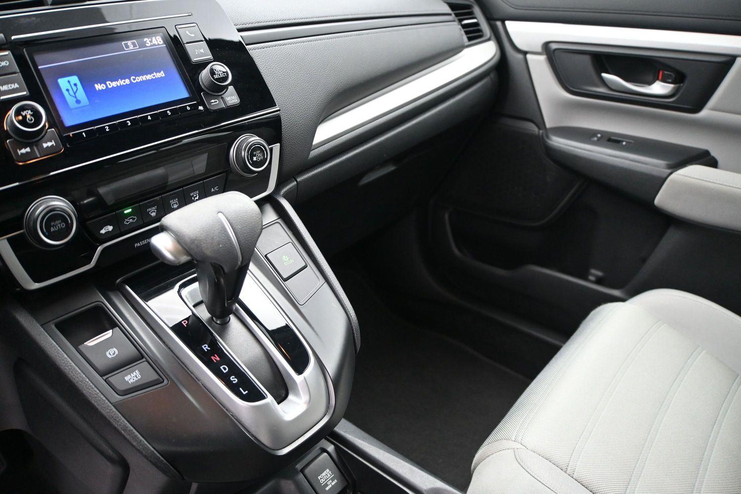Honda CR-V LX - Image 4
