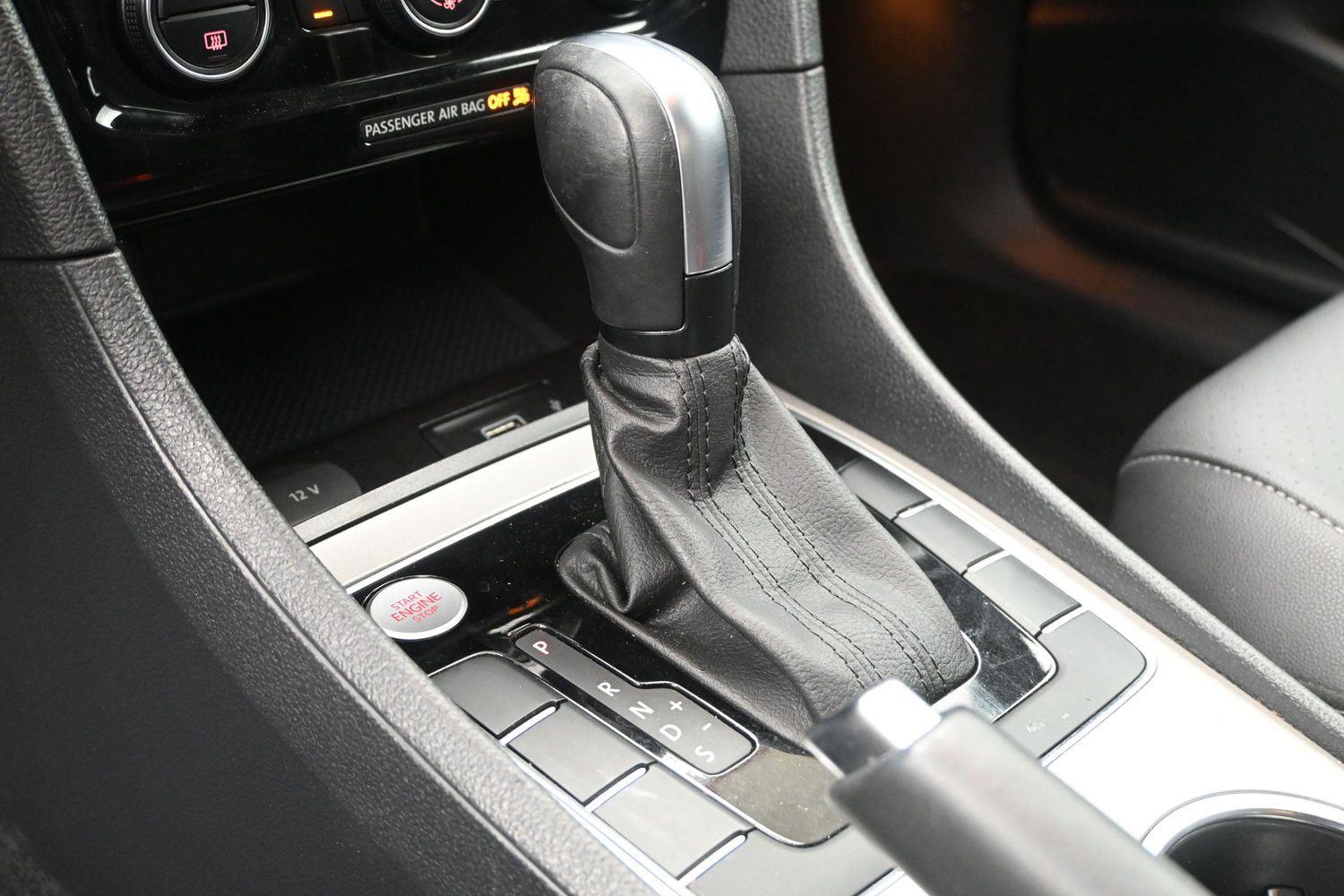 Volkswagen Passat 2.0T R-Line - Image 5